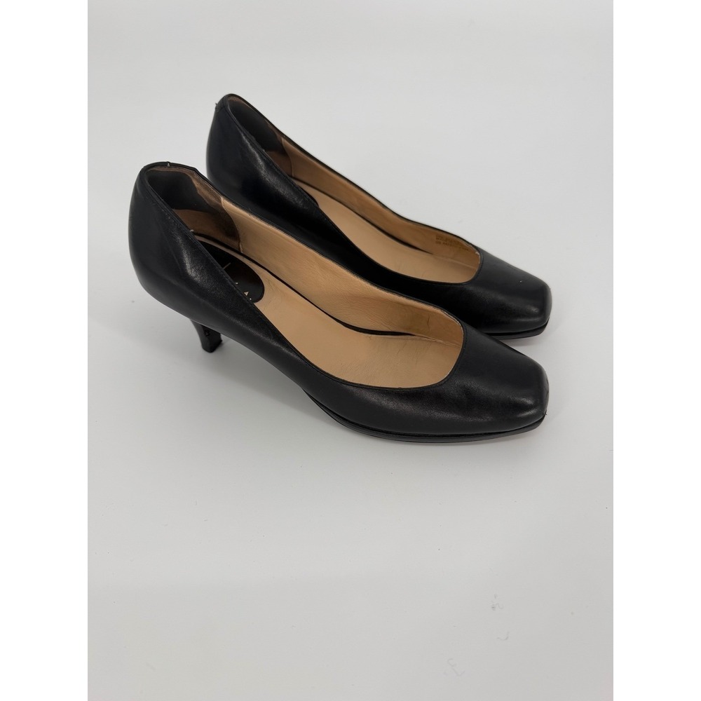 Cole Haan Black Leather Square Toe 2 in Heel Pump Women's 5B